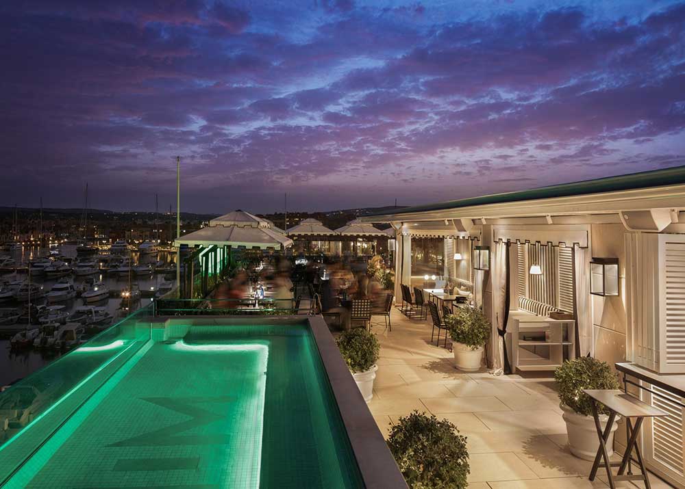 Piscine de l'hôtel